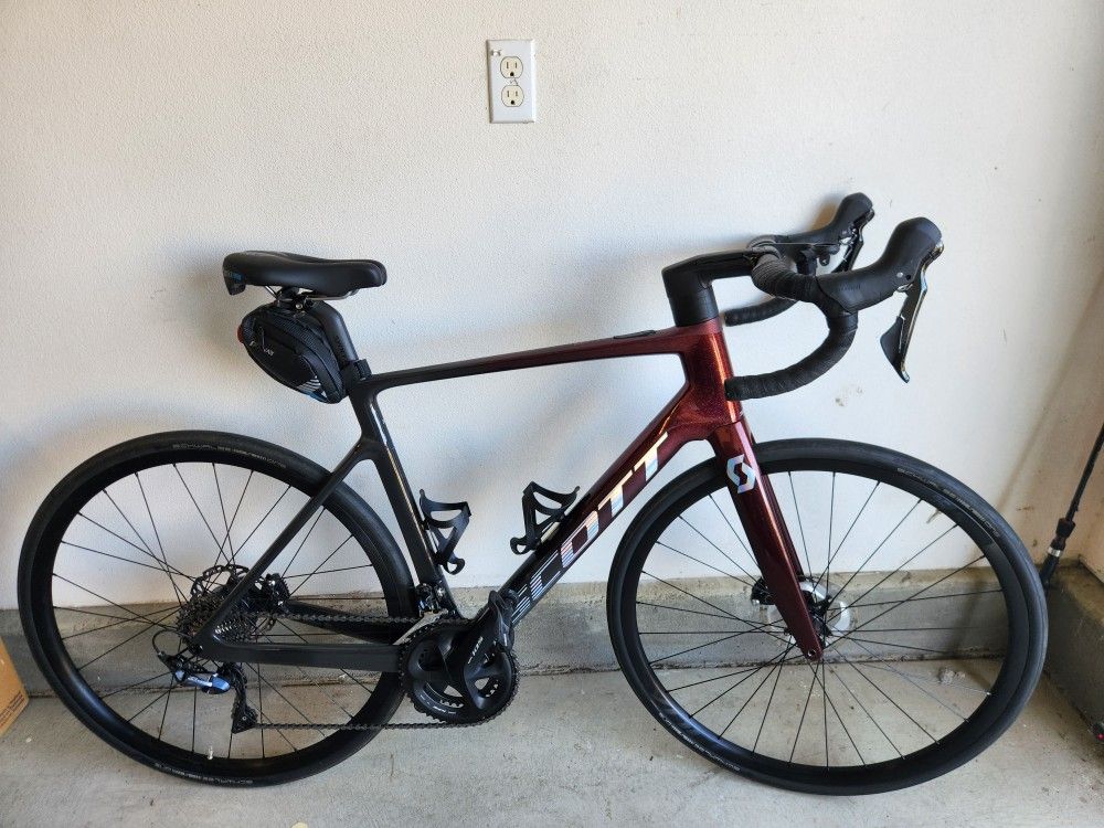 scott addict eride 30 Ebike, Lightweight Weight 26 Lbs Full Carbon Ebike, Low Miles , 56cm