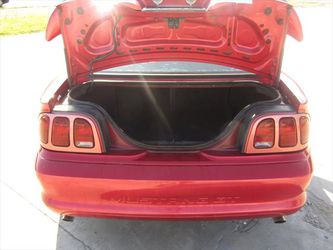 1998 Ford Mustang Thumbnail