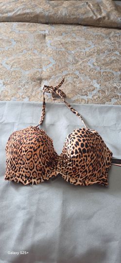 VS SWIM  SIZE 32DD $15 NEW