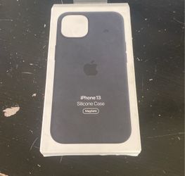 Apple iPhone 13 Silicone Case Midnight