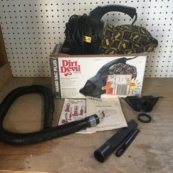 Dirt Devil 500 Series 25’ Cord Handheld Vacuum With Attachments In Original Box Used