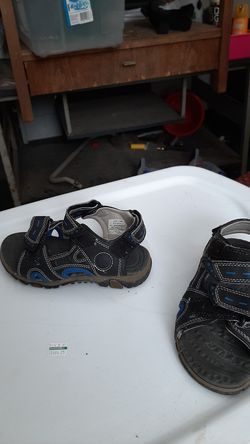 Boys sandals