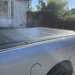 Roll Bed Cover 6’3”