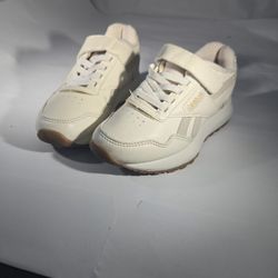 Toddler Reebok Sneakers – Size 11 🤍