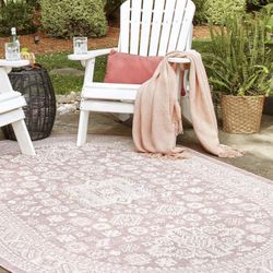 Pink/Ivory Vintage Outdoor Aztec Rug (3' 3" x 5' 3" Oval, Pink/ Ivory)