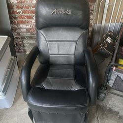 Toy hauler captain chair