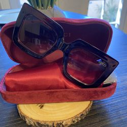 Gucci Oversized Clear Red Glasses