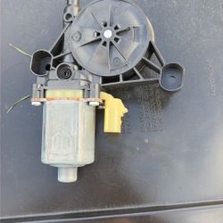 Window motor 