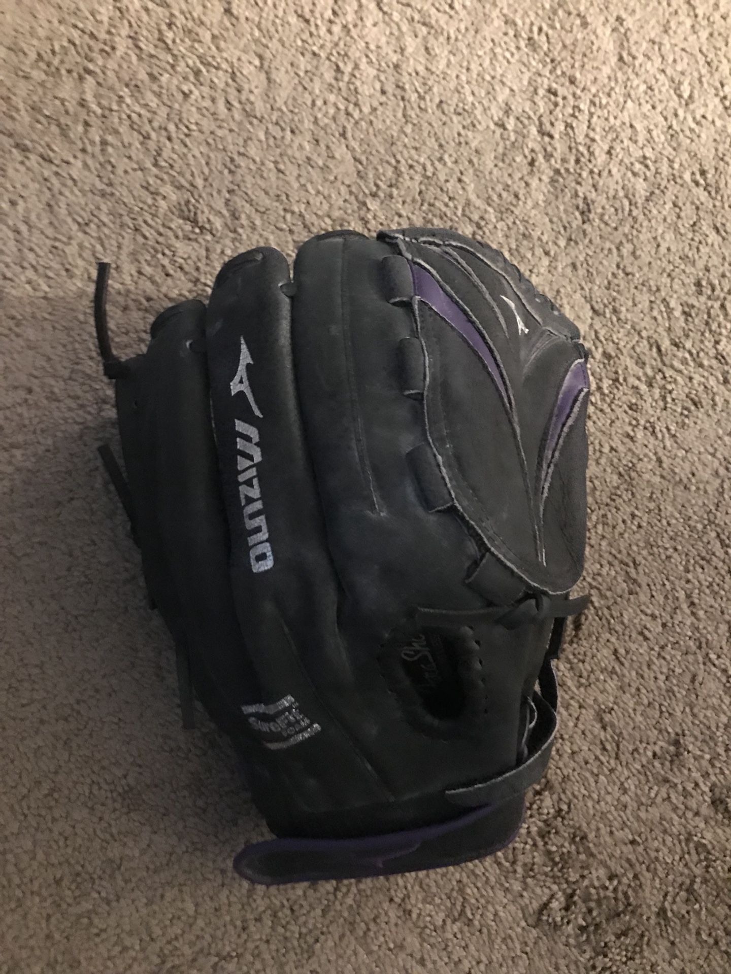 Jenny Finch 12” softball glove