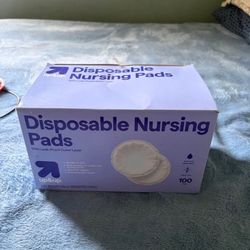 Disposable nursing pads 