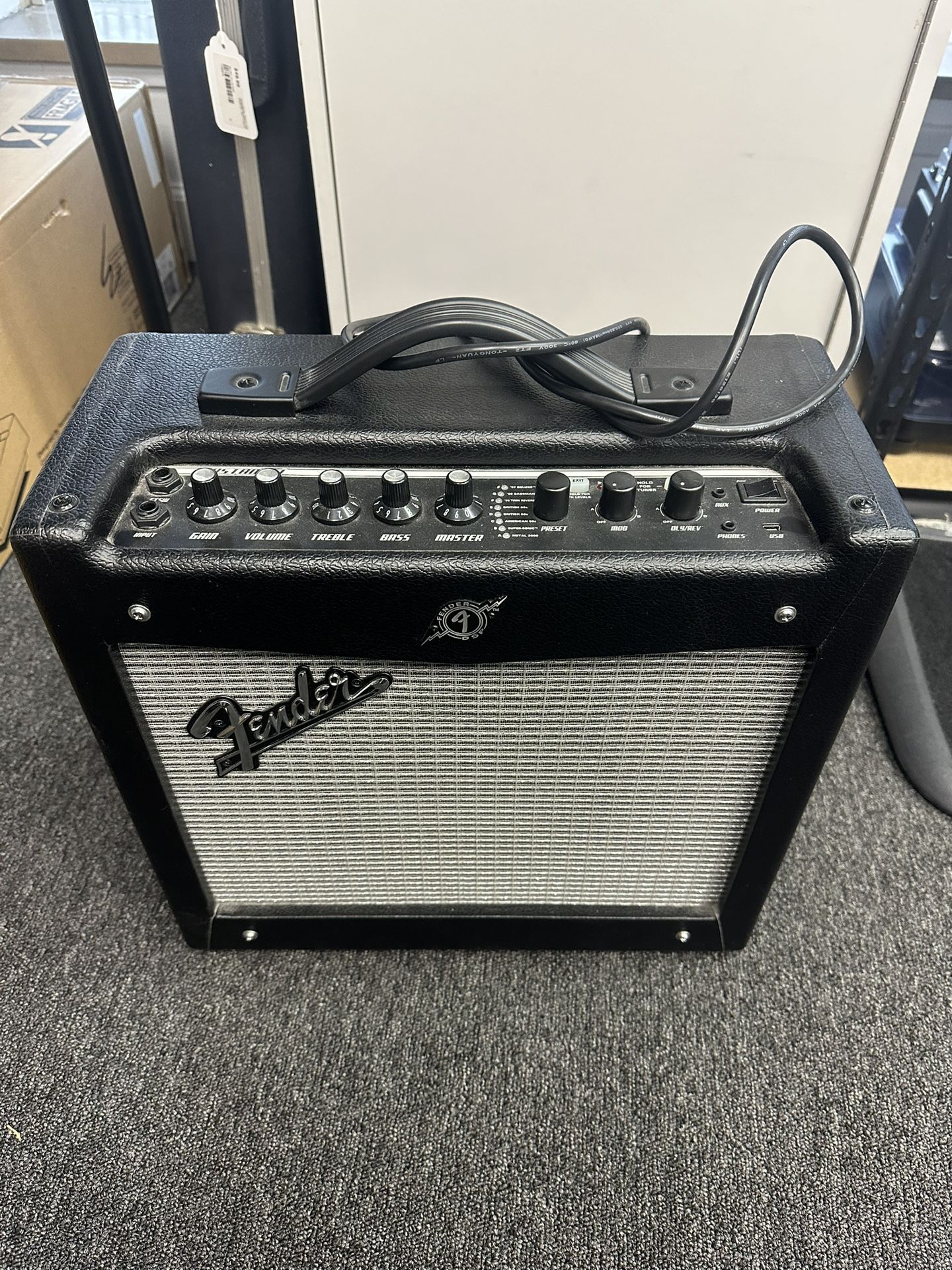 Fender Mustang 1 Amplifier