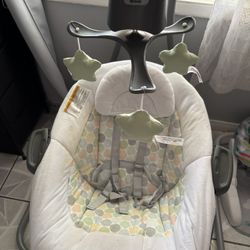 Graco Simple Sway Baby Swing