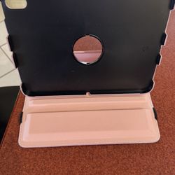 Finite Rotating iPad Case 10th Generation 