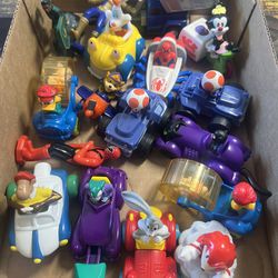 Lot Of Vintage Burger King And McDonald’s Happy Meal Toys
