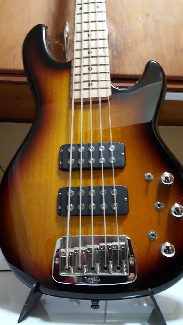 G L L 2500 Tribute Series 5 String Bass For Sale In Tacoma Wa Offerup