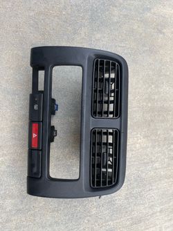 95-98 NISSAN 240SX  S14 CLIMATE CONTROL BEZEL VENTS BUTTONS