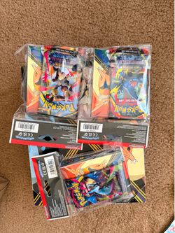 Pokémon TCG Mini Portfolio + Phantasmal Flames Booster Pack Bundle Display Box Sealed