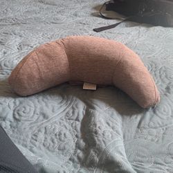 Pillow Neck for Sale in New York, NY - OfferUp