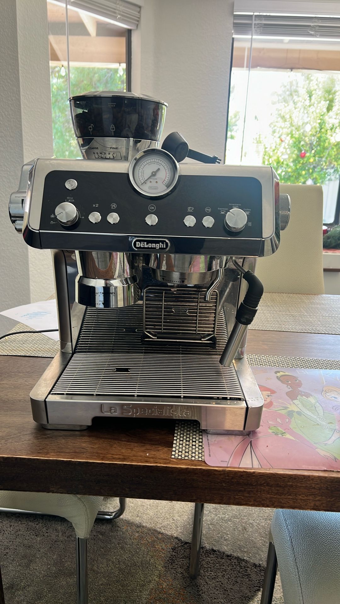 DeLonghi Espresso Machine 