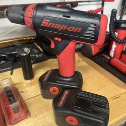 Snap On Drill With Charger 