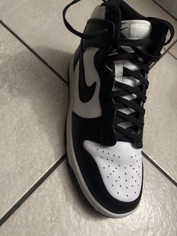 Nike High-Top Sneaker Black and White