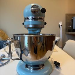KitchenAid Artisan Series 5-Qt Stand Mixer – Ice Blue