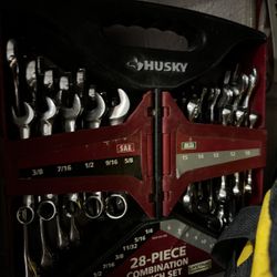 Husky wrenches 