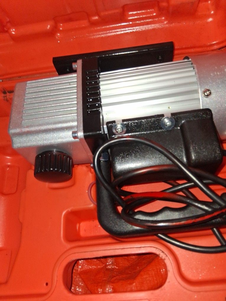 Vacuum Pump