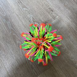 Magic Stretchy Ball 1pc