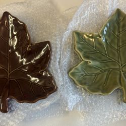 Pottery Barn Leaf Plates~4 Green ~ 4 Brown