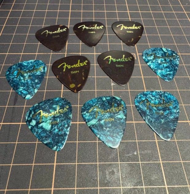 guitar pick