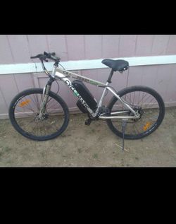 3 bicicletas casi nuevas REMATO POR EMERGENCIA FAMILIAR