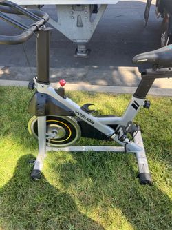 YOSUDA Indoor Cycling Bike, 330 lbs Capacity, Comfort Seat