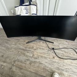 Samsung 49inch Ultra Wide Curved Gaming Monitor - Damaged 