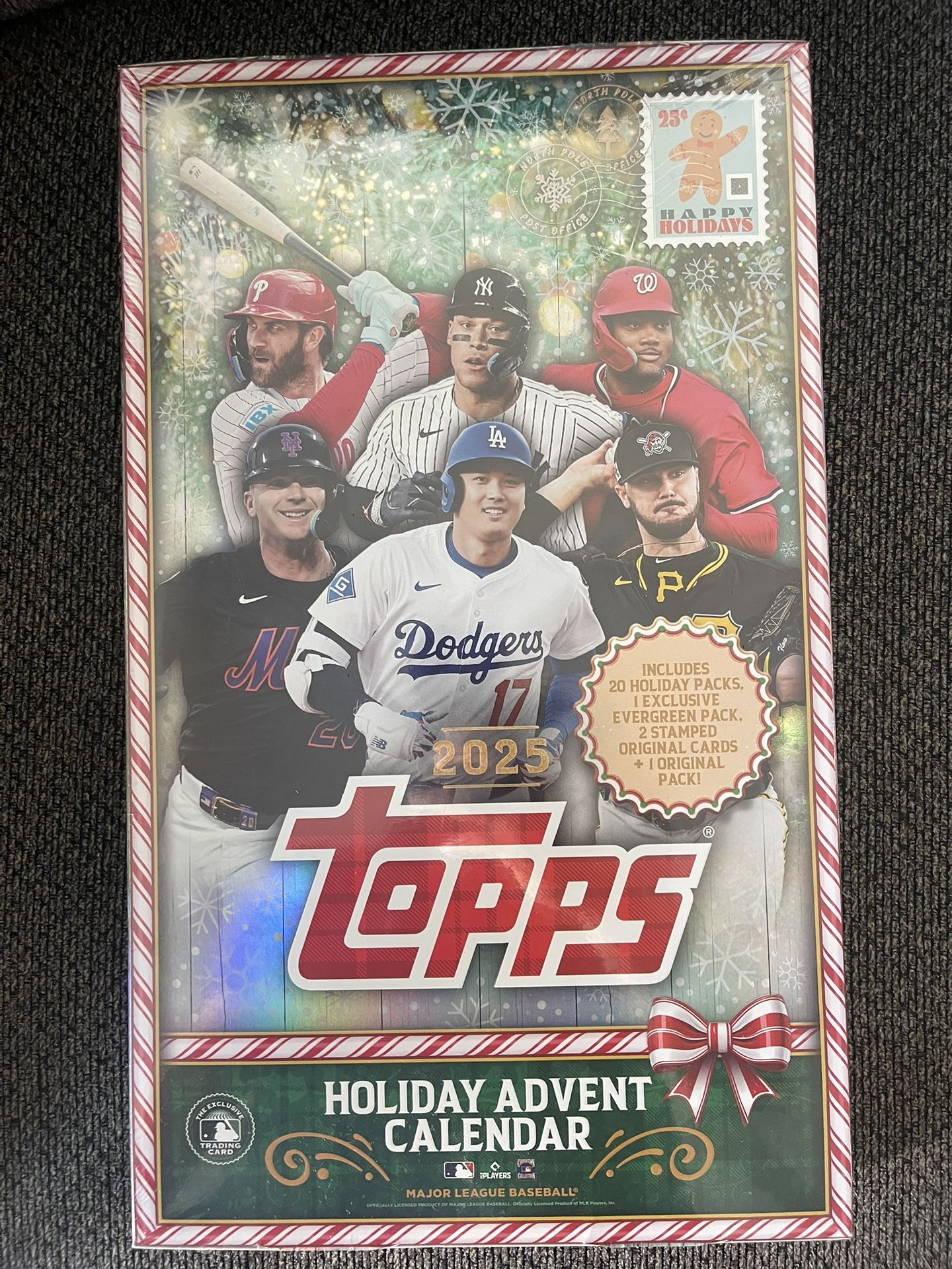 Early Christmas Gift Alert! Topps 2025 Holiday Baseball Advent Calendar!