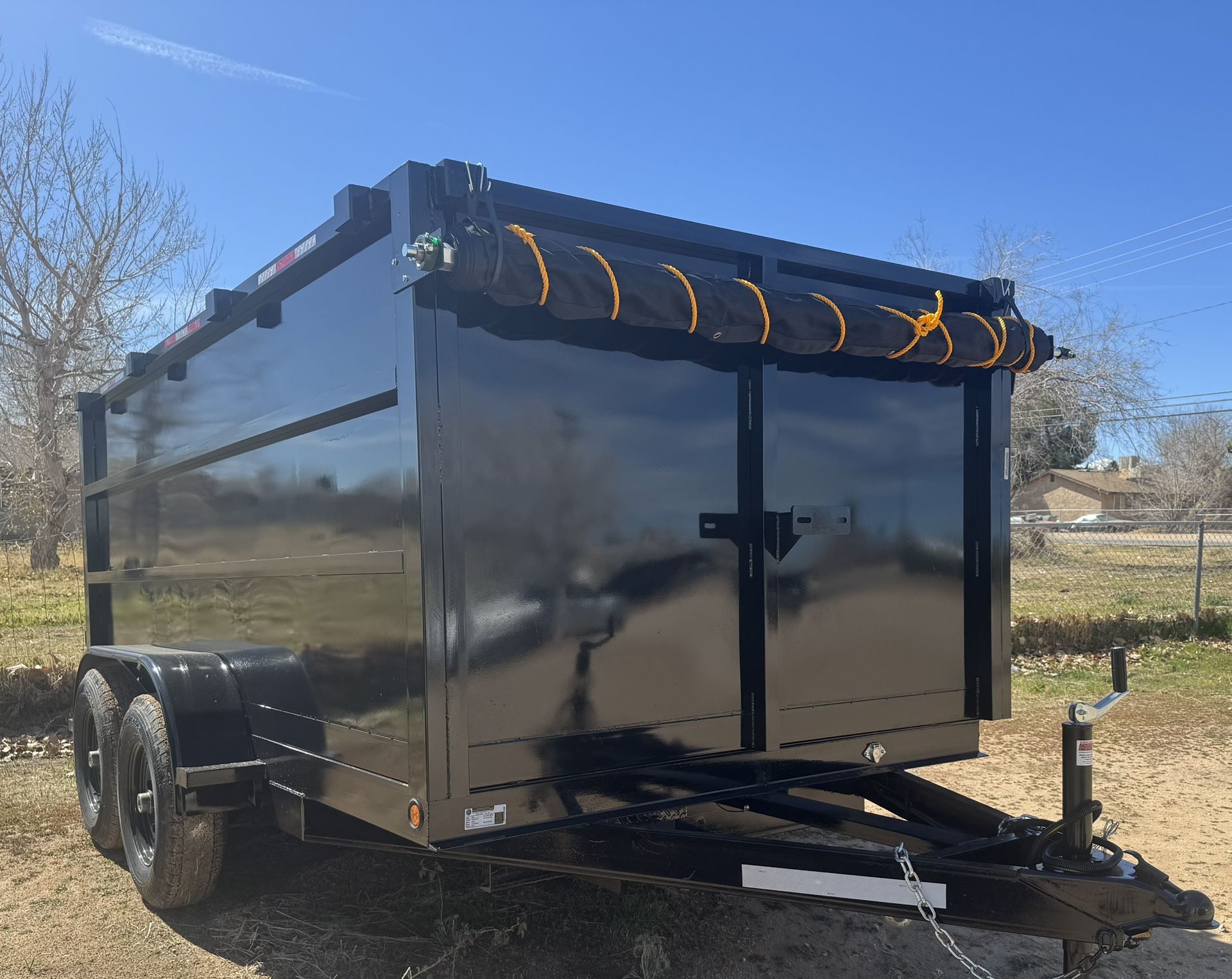 Hydraulic Dump Trailer With Tarp
