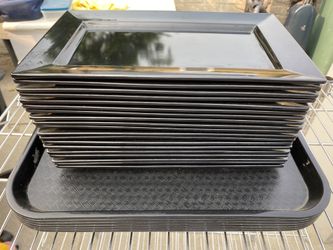 Rectangular plate 12”X8” Black 19 ct and trays