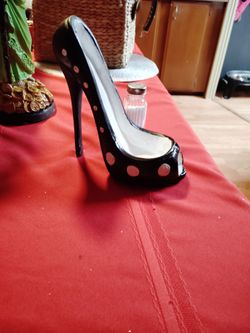 Decorative  high heels