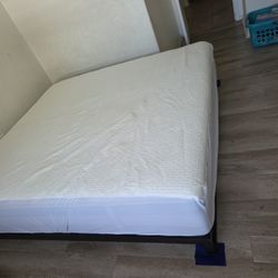 Cal King Zinus Bed Set – $150