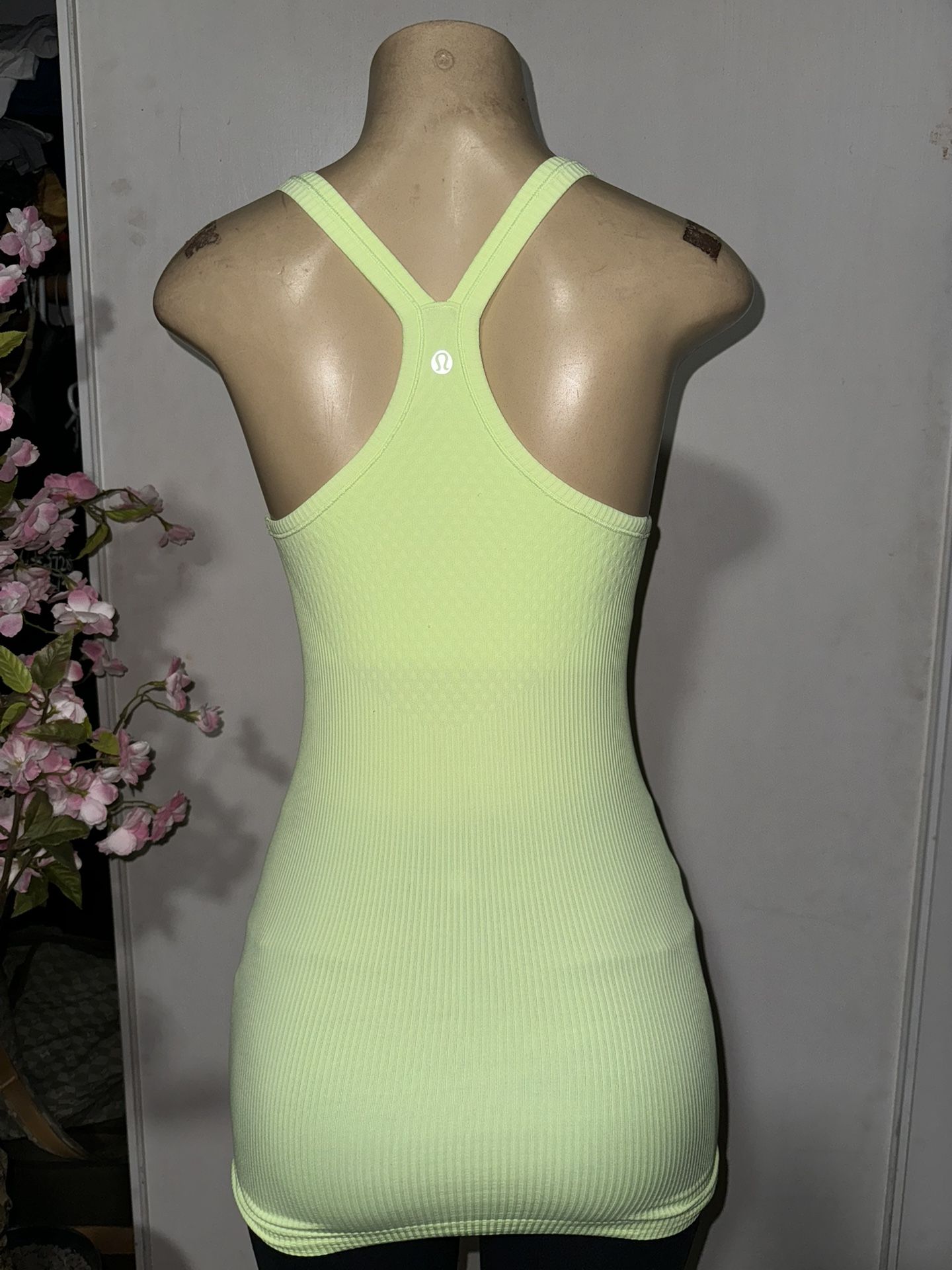 Lululemon Size 6