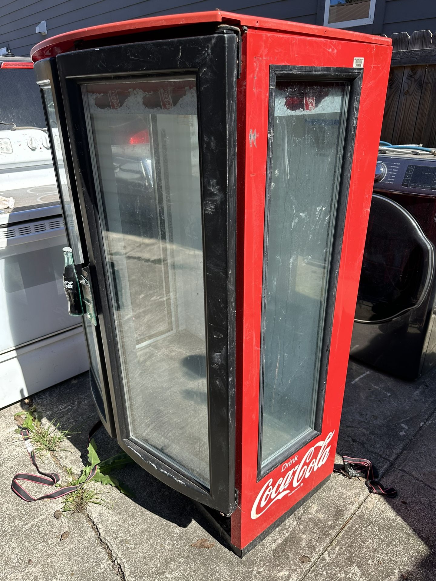 Coke Fridge (Double Door) for Sale in San Antonio, TX OfferUp