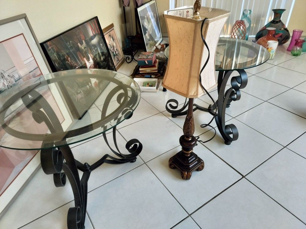 2 Tables And Lamp