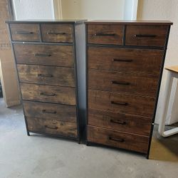 New and assembled /IKENO 7 Drawer Tall Dresser, Industrial Wood Storage Clothes Organizer, Sturdy Steel Frame for Bedroom