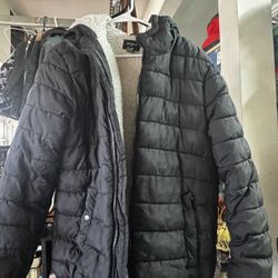 black sherpa-lined quilted hooded puffer jacket