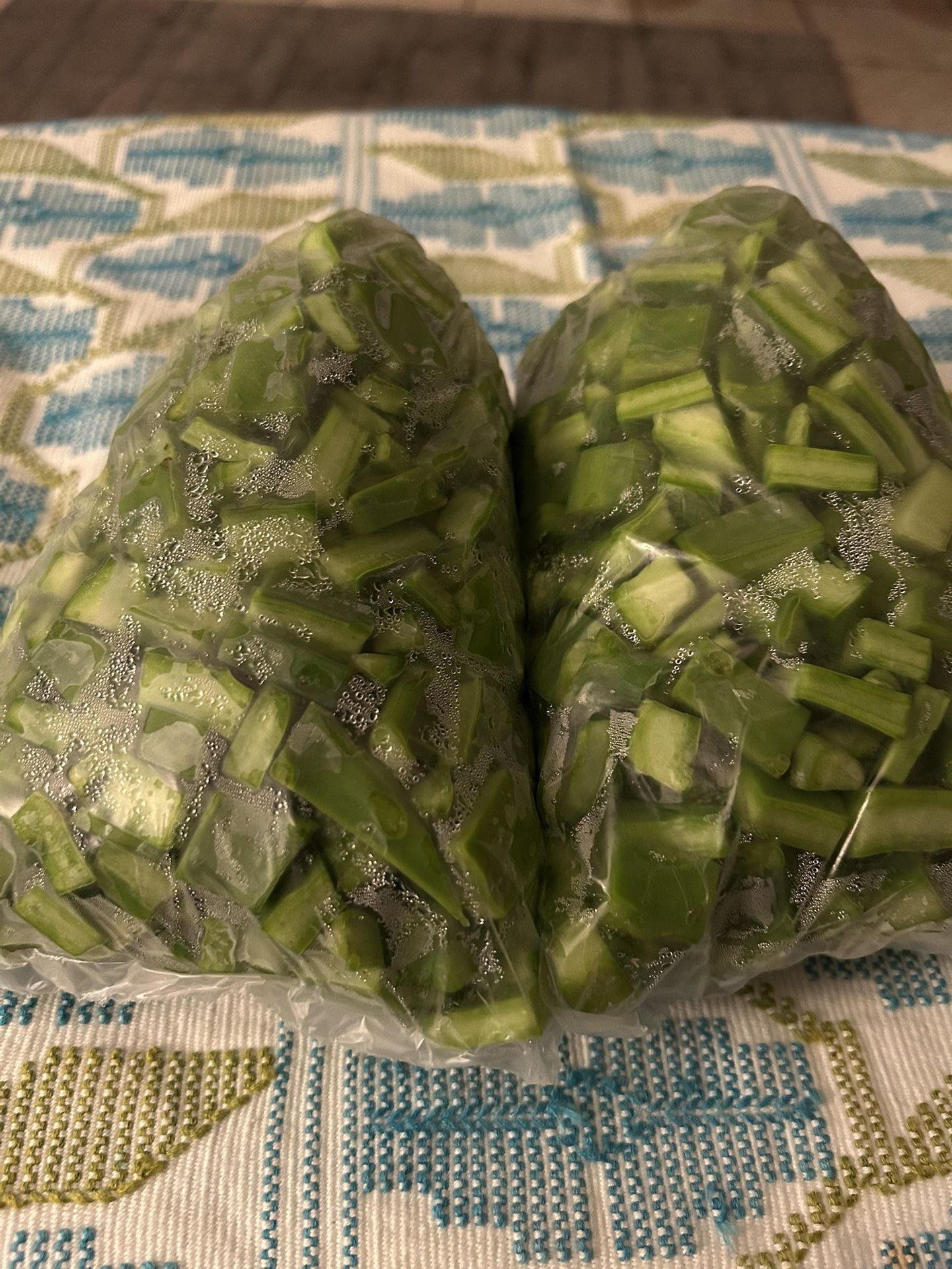 dos bolsasde Nopales