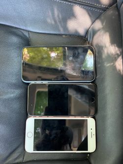 3 iPhones