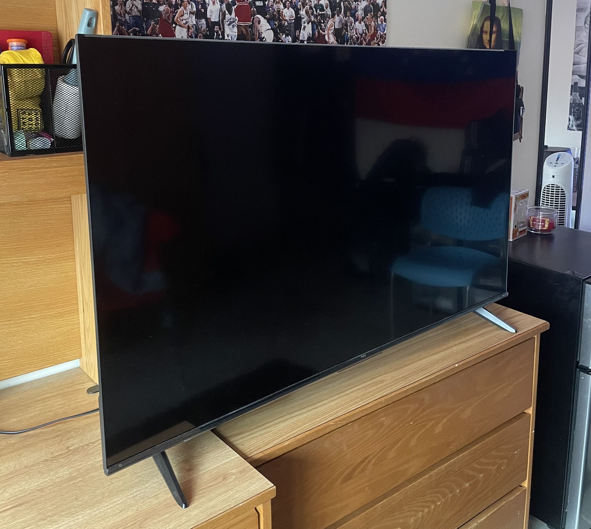 Smart T.V - TCL 50” Inch Roku 2023 Model