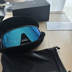 Oakley Sutro Polarized Sunglasses Blue Lens Black Frame