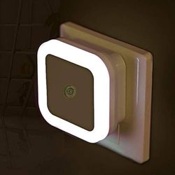 LED Night Light with Smart Dusk to Dawn Sensor, Natural White Light, 0.5W, Plug-in,