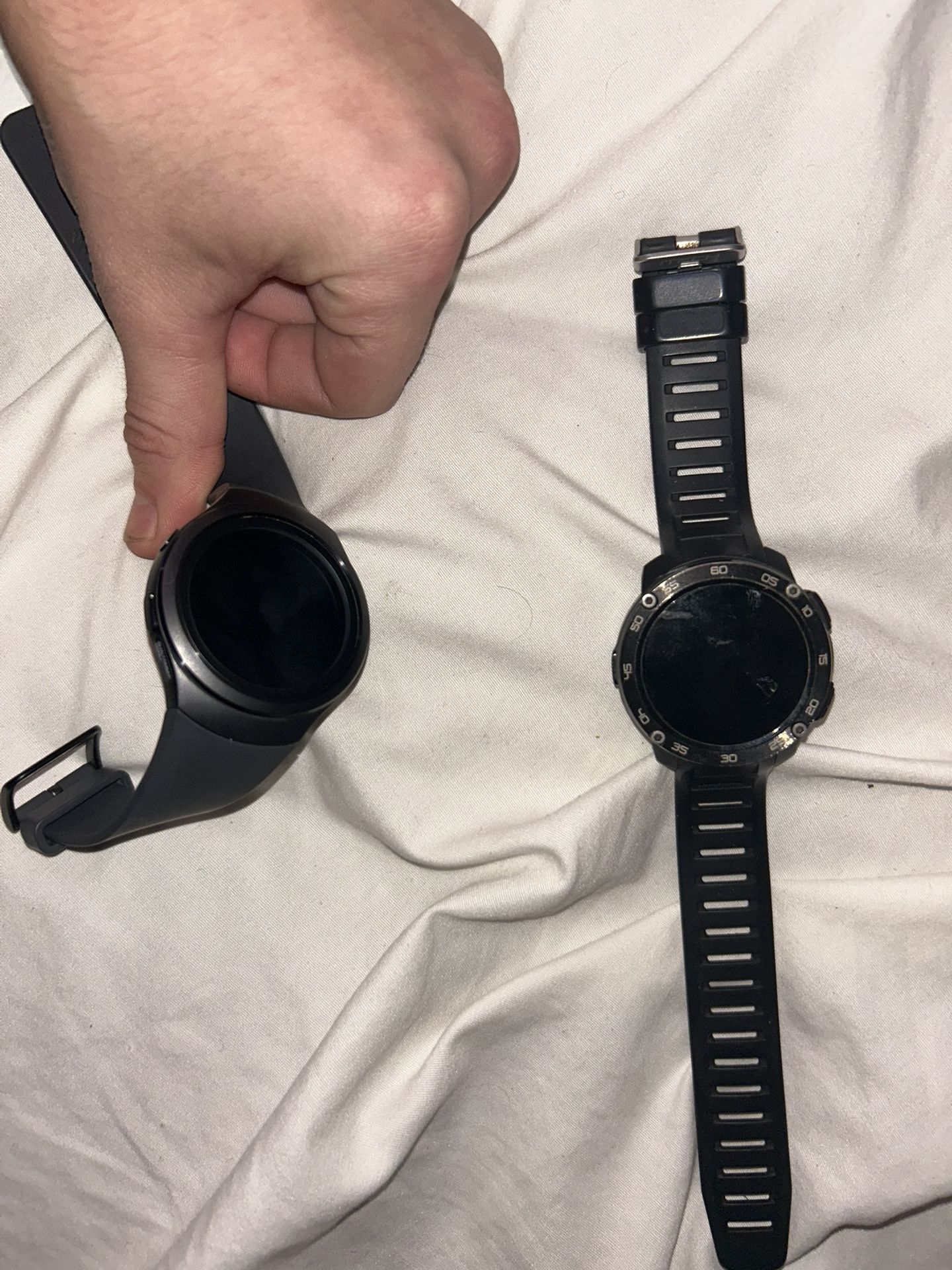 2 Smart Watches Itech & Samsung